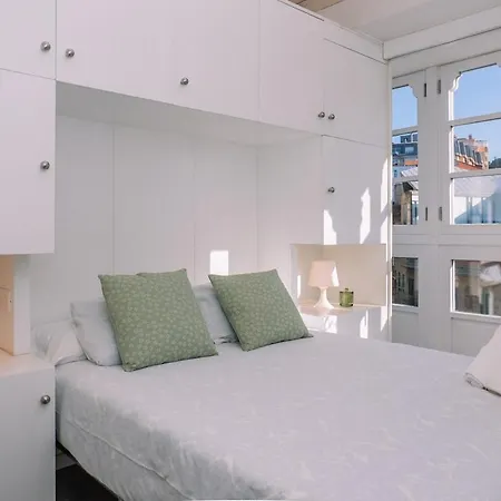 Atico Con Luz Y Brillo En By Βίγκο