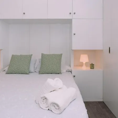 Διαμέρισμα Atico Con Luz Y Brillo En By