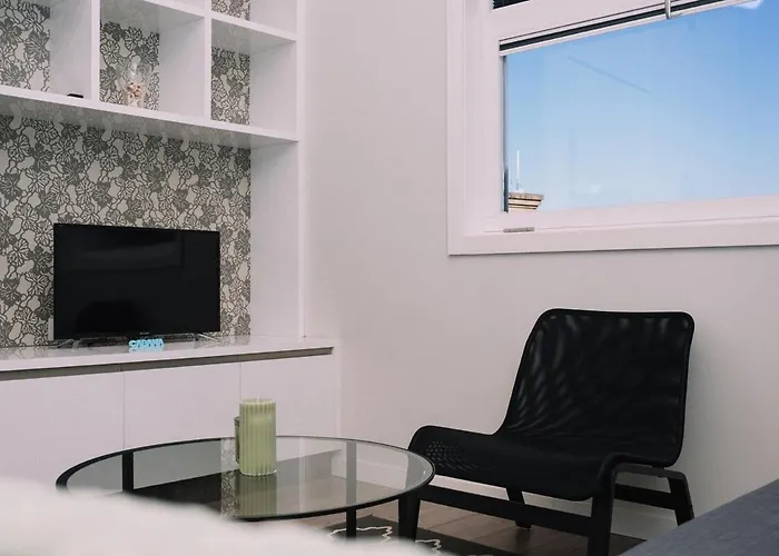 Atico Con Luz Y Brillo En By Comarca de Vigo