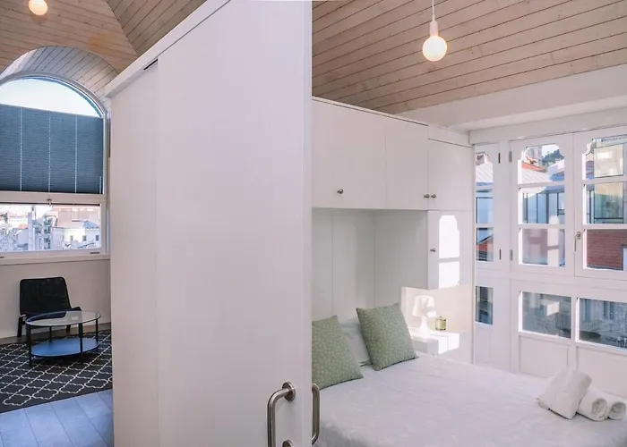 Atico Con Luz Y Brillo En By