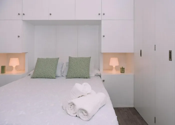 Appartement Atico Con Luz Y Brillo En By